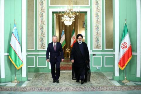 Иран и Узбекистан подписали ряд соглашений о сотрудничестве