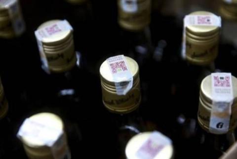 В Иране число отравившихся самодельным алкоголем достигло 175, есть и погибшие