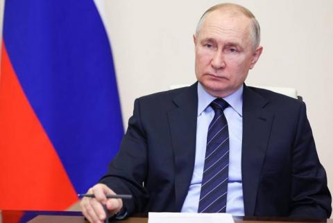 Путин назвал ситуацию, связанную с вооруженным беспорядком, ударом в спину стране и народу