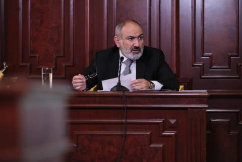В Парламенте Армении началось заседание следственной комиссии, на котором присутствует премьер-министр