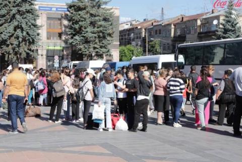 340 ширакских школьников проведут отдых в лагере "Арагац"