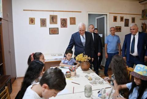 Le président Vahagn Khatchatourian est arrivé dans la région de Tavush pour une visite officielle