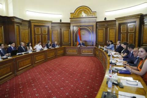 Le Premier ministre Pashinyan a présidé la séance du Conseil de Monitoring des Réformes Judiciaires 