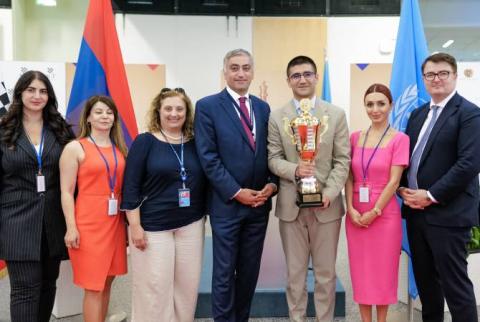 Viyana'daki Ermenistan Büyükelçiliği'nin girişimiyle hızlı bir satranç turnuvası düzenlendi