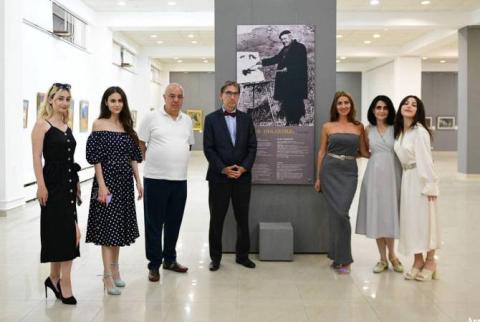 Գեղանկարիչ Համլետ Մինասյանի 100-ամյակին նվիրված ցուցադրության մեջ ներառվել են նրա հարյուր աշխատանքները