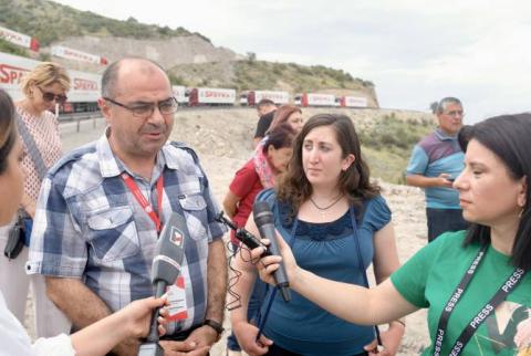 Представители нескольких организаций, занимающихся гуманитарной деятельностью, посетили приграничный участок Корнидзора