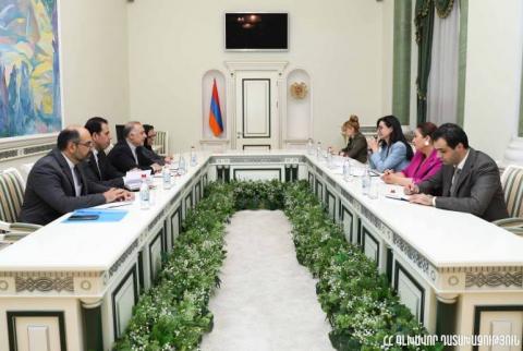 La Procureure générale d'Arménie et l'Ambassadeur d'Iran ont discuté d'un certain nombre de questions d'intérêt mutual