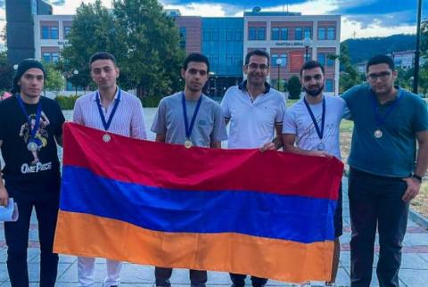 Студенты Армении с Международной математической студенческой олимпиады привезли 1 золотую и 4 серебряные медали