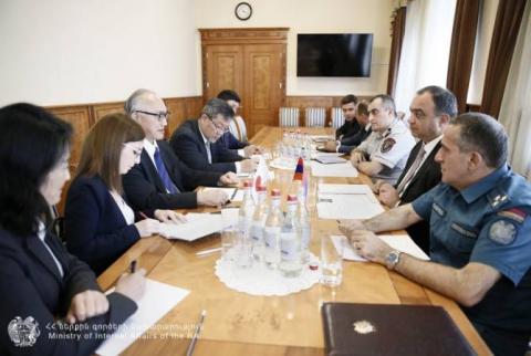 گفتگوی وزیر امور داخلی جمهوری ارمنستان با شرکای ژاپنی در خصوص گسترش همکاری ها 