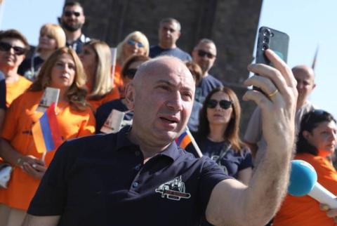 «Մայր Հայաստան» դաշինքը քարոզարշավի երկրորդ օրը սկսել է Արաբկիրի բնակիչների հետ հանդիպմամբ