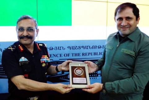 Сурен Папикян принял делегацию Колледжа национальной обороны Индии