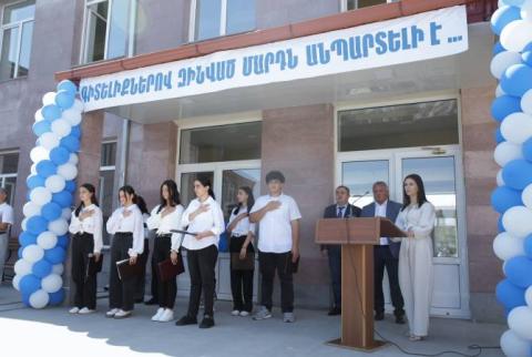 Սպորտում հաղթում են նախևառաջ գիտելիքով. Կարեն Գիլոյանը մասնակցել է ԵՕՀՊՄ քոլեջի՝ սեպտեմբերի 1-ի միջոցառմանը