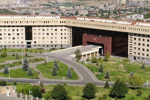 Подразделения ВС Азербайджана открыли огонь по армянским позициям Кутакана
