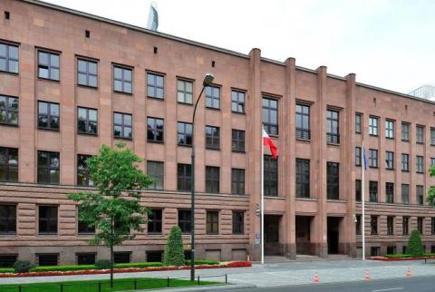 Poland calls on Azerbaijan to cease hostilities in Nagorno-Karabakh