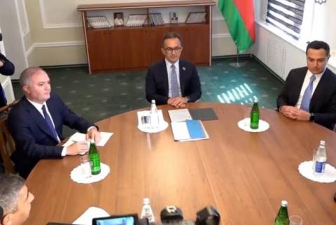 Азербайджан сообщил подробности встречи Баку-Степанакерт, состоявшейся в Евлахе