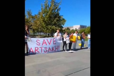 Demonstrators in Berlin call on EU leaders to intervene and stop Azeri genocidal actions in Nagorno-Karabakh 