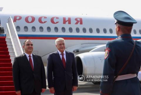В Армению приехал министр внутренних дел России Владимир Колокольцев