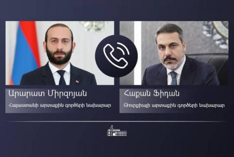 Le ministre arménien des Affaires étrangères s'est entretenu par téléphone avec son homologue turc