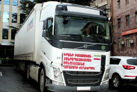 La cargaison d'aide humanitaire iranienne destinée aux personnes déplacées de force du Haut-Karabakh se trouve à Syunik