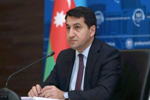 Помощник президента Азербайджана заявил, что Баку готов к трехсторонней встрече в Брюсселе