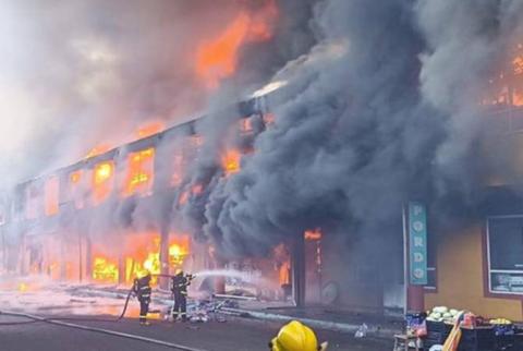 На одном из рынков расположенного на юге Азербайджана города Масаллы вспыхнул крупный пожар