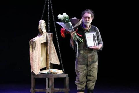 Վանաձորի թատրոնի «Մի ֆունտ սիրտ» ներկայացումը ջերմ ընդունելության է արժանացել մոսկովյան փառատոնում