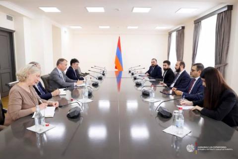 Ararat Mirzoyan et Toivo Klaar discutent de la normalisation entre l'Arménie et l'Azerbaïdjan