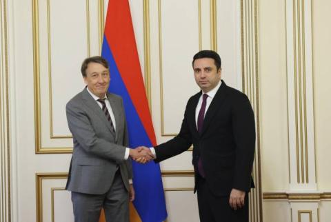 Երևանում Բելգիայի ռեզիդենտ դեսպանության բացումը մեր ամուր գործընկերության վկայությունն է. Ալեն Սիմոնյանը՝ Բելգիայի նորանշանակ դեսպանին
