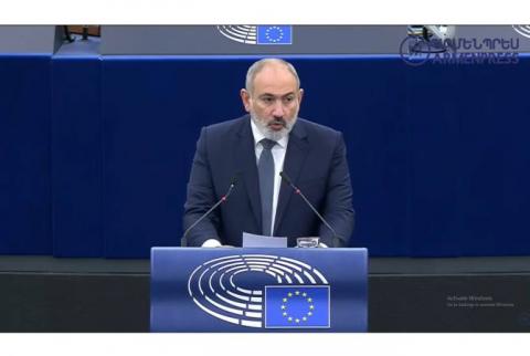 Nikol Pashinyan: l'Arménie pourrait perdre son indépendance et sa souveraineté si la démocratie n'existait pas   