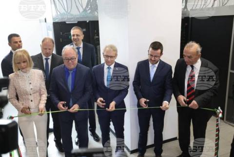 BTA. PM, Academy of Sciences President Launch Bulgarian Supercomputer