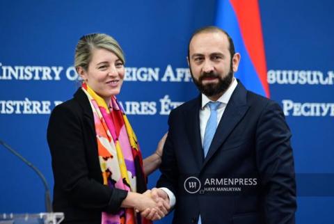 Армения приветствует инициативу Канады присоединиться к наблюдательной миссии ЕС: министр ИД Армении
