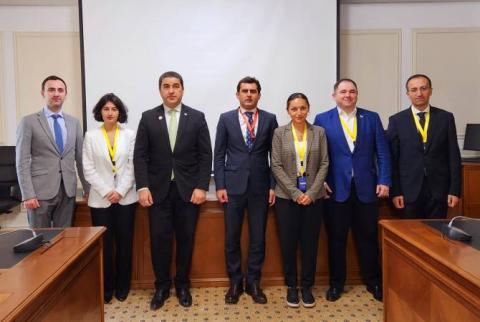 Вице-спикер НС Армении провел встречу с делегацией во главе со спикером парламента Грузии