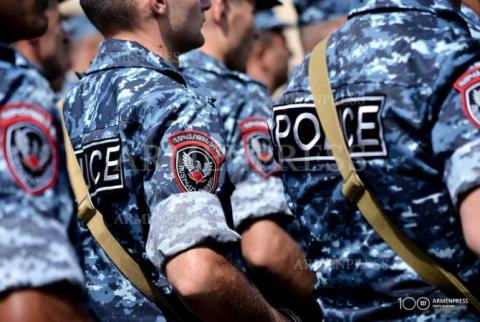تجريد القوات الداخلية الأرمنية من السلاح وإعادة تنظيمها كقوة شرطة مدنية جديدة في عام 2024