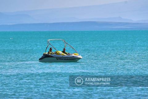 Bajó 6 centímetros el nivel del lago Sevan en el último mes