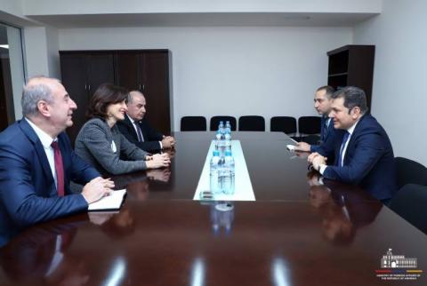 Замглавы МИД Армении принял председателя Комитета парламента Грузии по европейской интеграции 