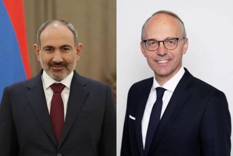 Nikol Pashinyan felicitó al primer ministro de Luxemburgo