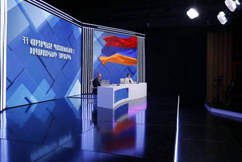 Ermenistan Başbakanı Nikol Paşinyan canlı yayında vatandaşların sorularını yanıtlıyor