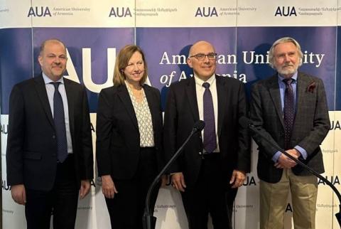Création d'un centre d'excellence en journalisme en Arménie avec le soutien des États-Unis