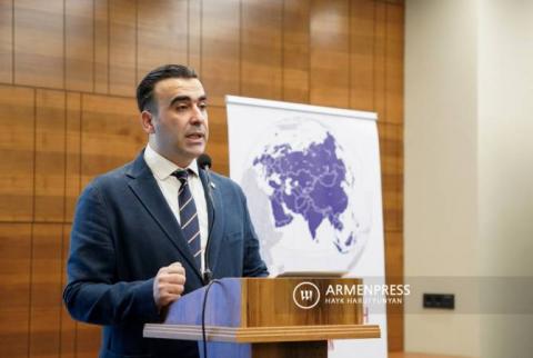 《中亚欧》会议通过亚美尼亚科学思想拓展了兴趣范围