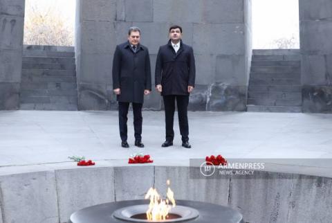 ادای احترام دیپلمات های عالی رتبه ارمنستان به مناسبت روز جهانی یادبود و کرامت  قربانیان نسل کشی و پیشگیری از جنایت آن