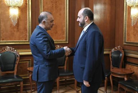 Arayik Harutyunyan ve Mehdi Sobhani, Ermenistan-İran ilişkilerinin gündemindeki konuları ele aldı