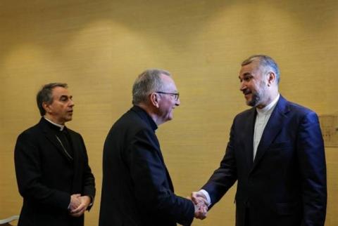 Le Vatican peut jouer un rôle dans la résolution du conflit à Gaza: le ministre iranien des Affaires étrangères