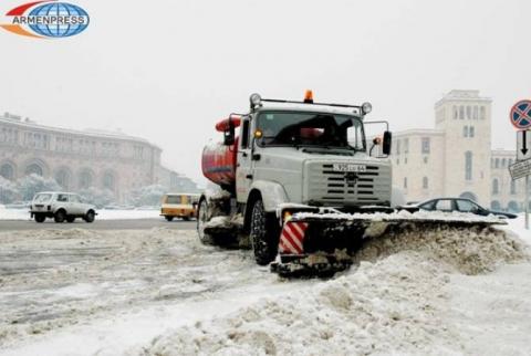 بلدية يريفان على استعداد لتنفيذ أعمال إزالة الثلوج بمواردها-مع 162 وحدة من المعدات الآلية المتخصصة-