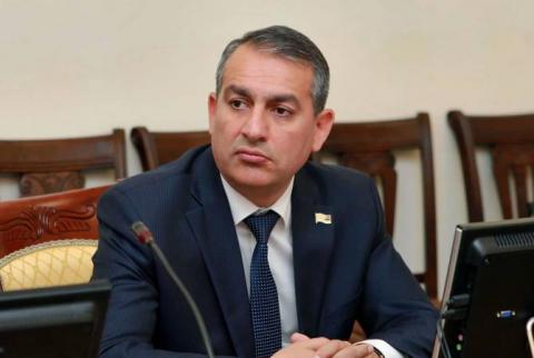 أذربيجان تبذل  قصارى جهدها لتجنب التوقيع على اتفاق سلام مضمون مع أرمينيا-نائب برلمان أرمينيا أرمين خاتشاتوريان-