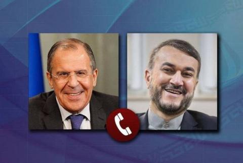 Les ministres iranien et russe des Affaires étrangères discutent du Caucase du Sud