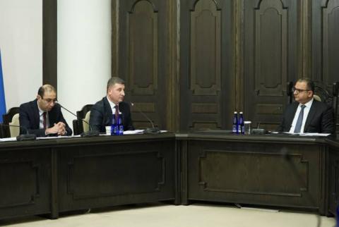 برگزاری جلسه کمیسیون بین دپارتمانی ارزیابی درخواست های یارانه به ریاست تیگران خاچاتریان 