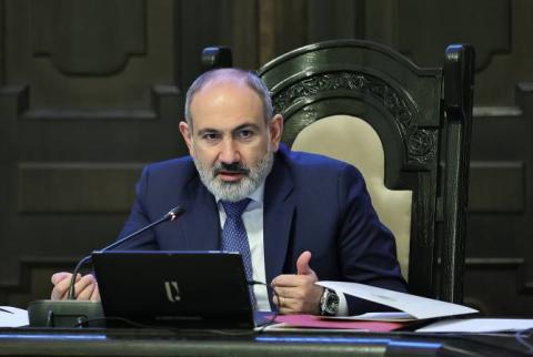 Pashinyan: nous avons besoin de fonctionnaires qui ne soulèvent pas les problèmes mais les résolvent  