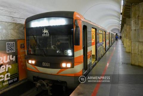 Se instalará un vehículo de tres vagones en la línea de metro a partir del 15 de enero