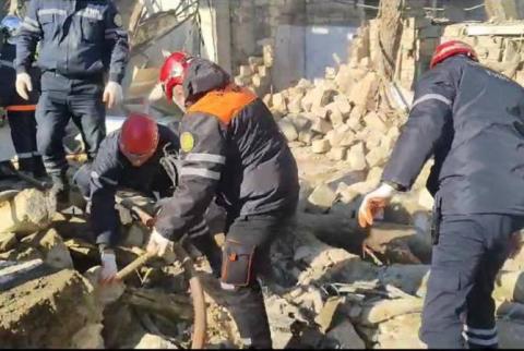 Число жертв взрыва в мебельном цеху в Баку увеличилось до шести