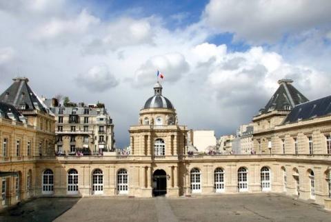 法国参议院要求制裁阿塞拜疆的决议支持亚美尼亚的领土完整